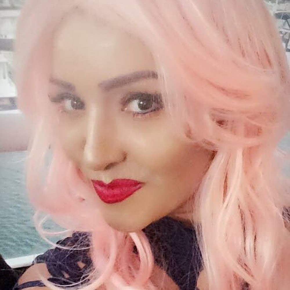 Meet your Posher, Gina